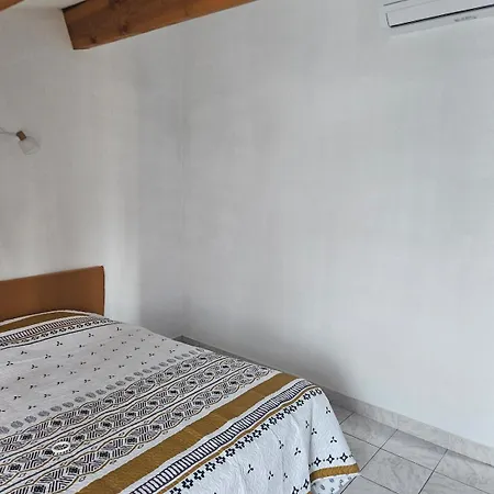 Maison Bleu Lavandin Grau D'agde *