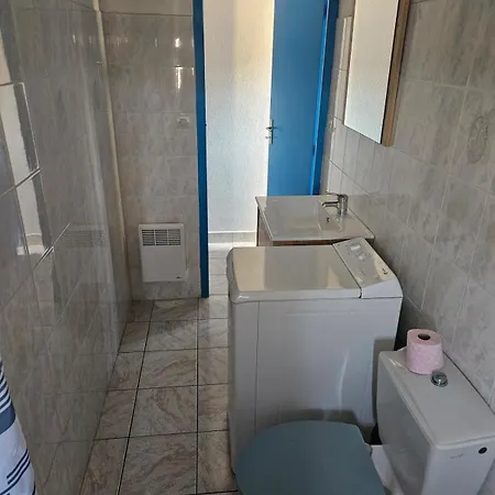 Maison Bleu Lavandin Grau D'agde *